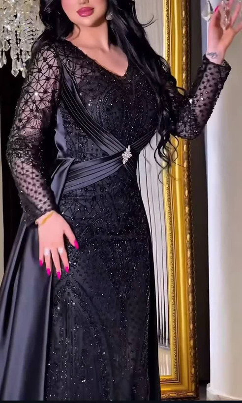 مجلسی درجه یک پوشاک آتی